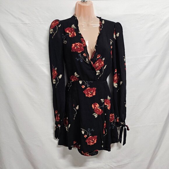 Reformation Floral Wrap Short Dress Women Size XS Black - Picture 4 of 16